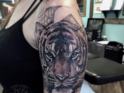 Uprising Ink Tattoo Studio