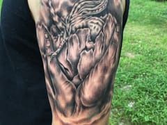 Utopian tattoo and body piercing