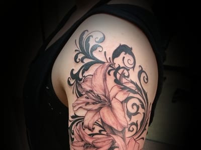 Wingnut Tattoo & Piercing Studio