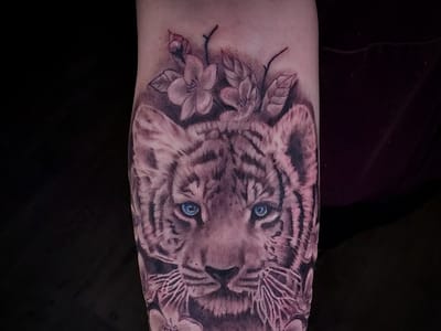 Young Guns Tattoo Studio