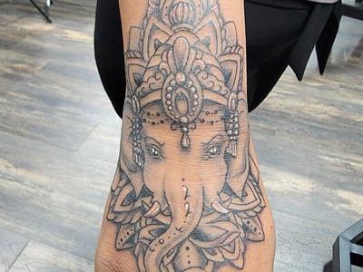 Z-Edge Tattoo & Body Piercing South Shop